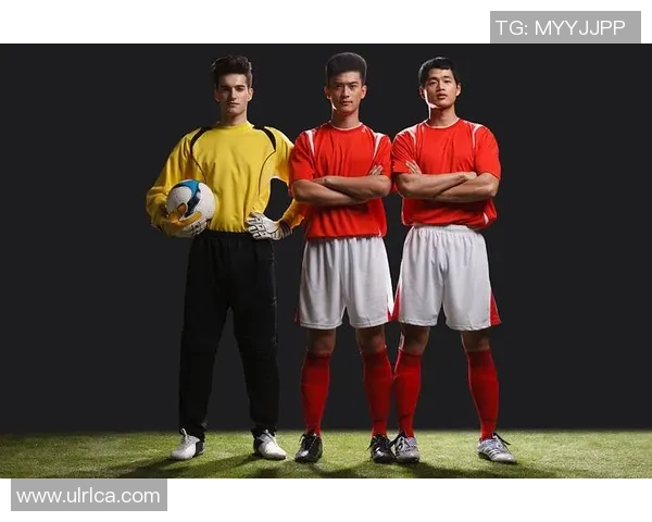 足球明星叉腰动作大揭秘精彩视频合集让你领略球场魅力与风采